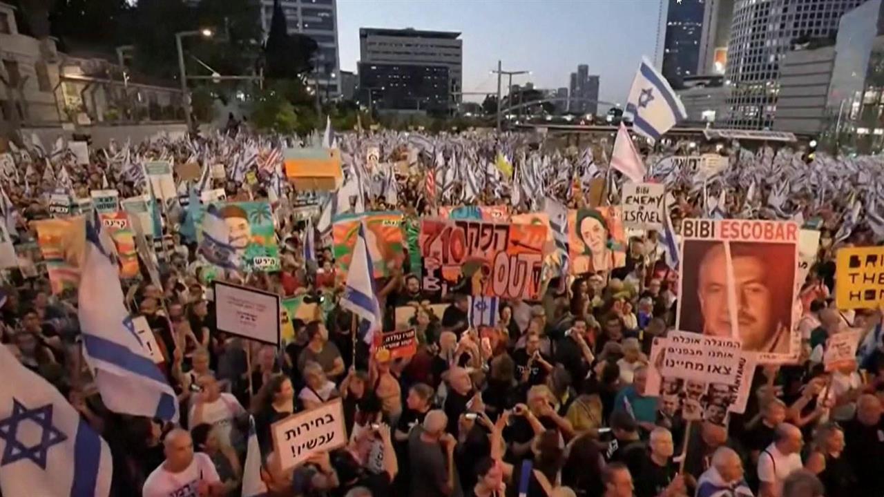Многотысячный антиправительственный митинг прошел в Израиле