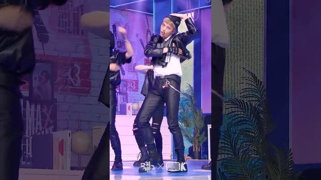 [K-Fancam] 스트레이 키즈 현진 직캠 'CASE 143' (Stray Kids HYUNJIN Fancam) l @MusicBank 221007