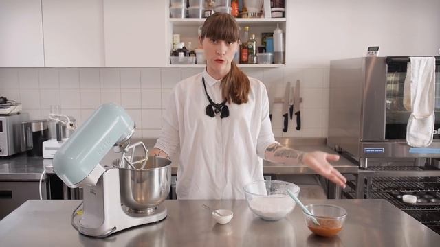 Recipe for the Tastiest Salted Caramel Buttercream | Cupcake Jemma