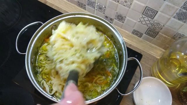 VLOG: Кладём плитку\ Суп с домашней Лапшой