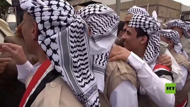 الدفعة الثانية من الحوثيين المحررين تصل مطار صنعاء
