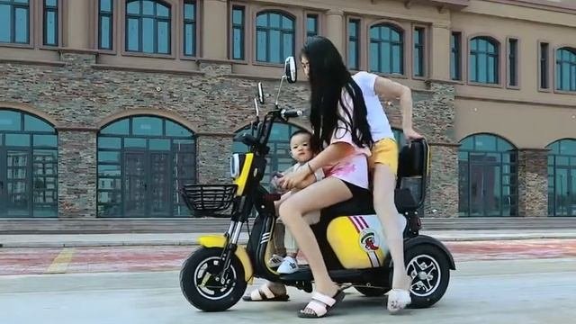 Fashion electro-tricycle for adults