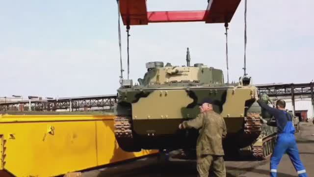 Новая партия боевых машин БМП-3 и БМД-4М передана в войска.