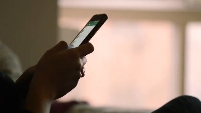 Kijan pou wè tout moun kap gade statut whatsapp ou an sekrè
