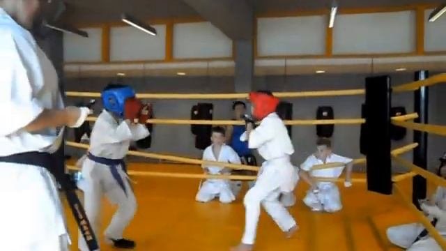 Карате Киокушинкайспарринг Кенжебаев Мади