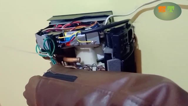 how to Hitachi split inverter ac 9time blinking ok