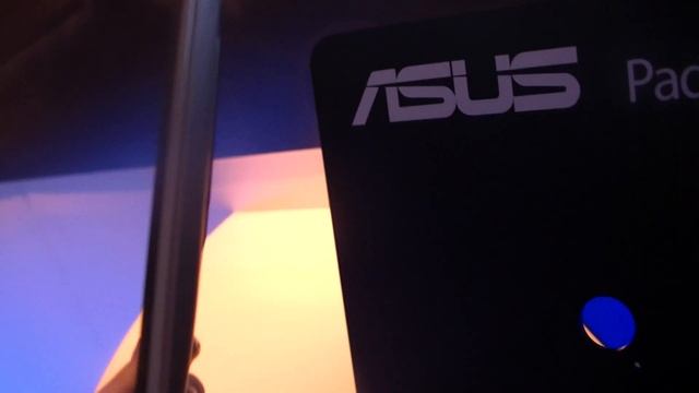 Asus Padfone Station Hands On - 10 inch Smartphone/Tablet Hybrid with ICS and 1.5GHz DualCore