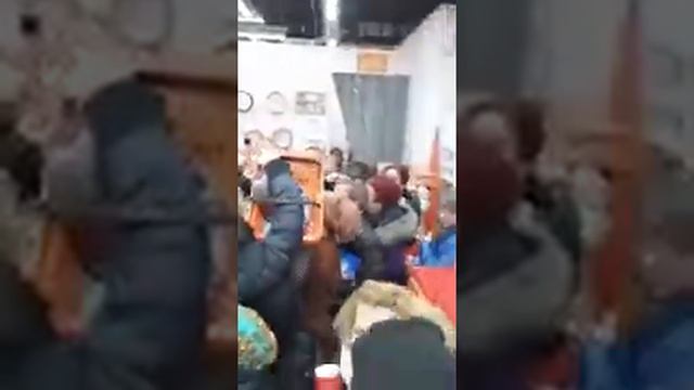 Погром в магазине из-за кастрюль