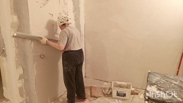 Как выравниваю стену , маляр 57лет