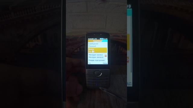 Maxvi p10 | установка будильника на 6.00 (осторожно, громкие мелодии на телефоне)