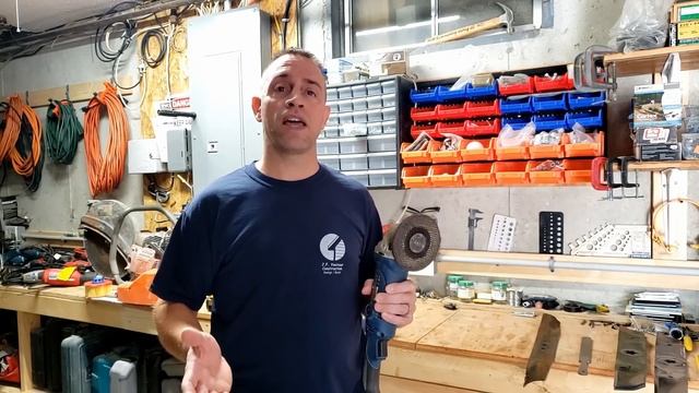How to sharpen lawn mower blades THE CORRECT WAY  Angle grinders will destroy your mower blades
