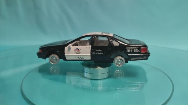 Машинка Chevrolet Caprice police (Полиция)