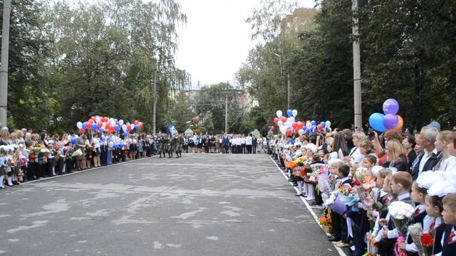 Линейка для первоклашек в Бердске