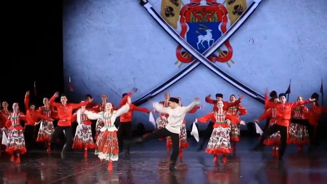 ансамбль Метелица на конкурсе Танцуй, Сибирь.#upskirt#казачий#танец