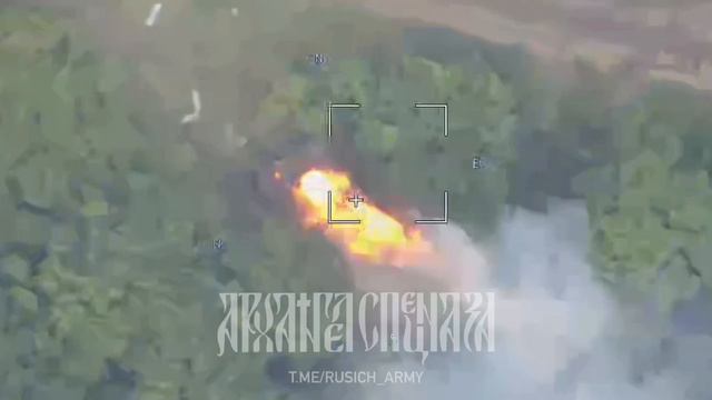 Военные нашли и сожгли танк ВСУ в Харьковской области, работали дроном-камикадзе Ланцет-3