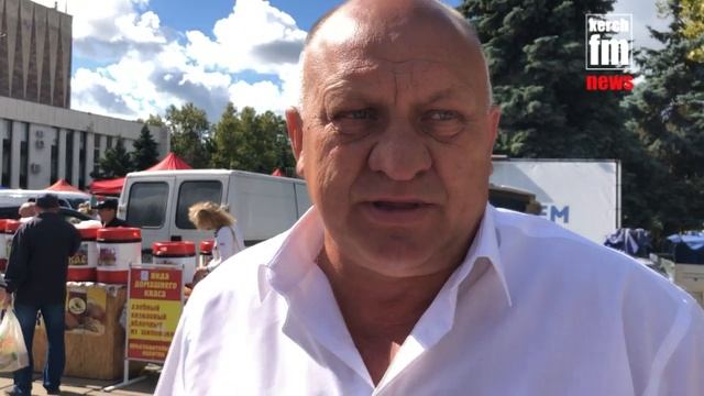 Платной парковки на Дворце Пионеров в Керчи не будет, - Брусаков