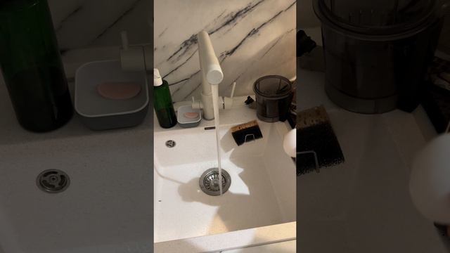 Проверяем ролик из интернета, упадет яйцо или нет?
