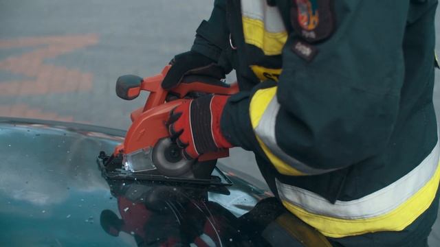 Jak urządzenia Hilti pomagają w ratownictwie technicznym❓?Pilarka tarczowa SCM 22-A??