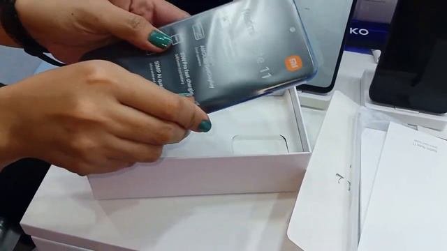 Redmi Note 11 6128Gb by Xiaomi unboxing with its basic specification and features ??