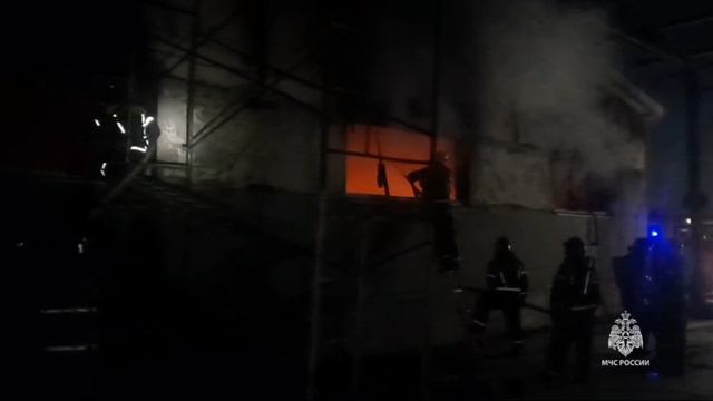 Ликвидация пожара в складском помещении в х. Ленинакан Мясниковского района