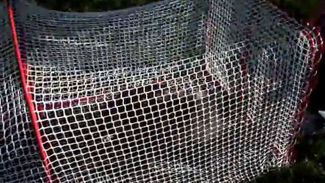 Floppycats.com Reviews the Kritter Kommunity Original Outdoor Cat Enclosure