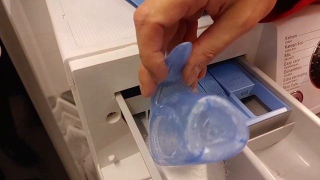[LG Washing Machine] - How To Dose Detergent And Softener