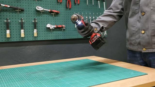 Аккумуляторная дрель-шуруповерт Milwaukee M18 FUEL FDD