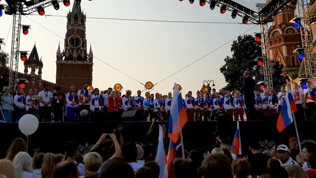 Встреча олимпийской команды России на Васильевском спуске в Москве 9 августа 2021 года