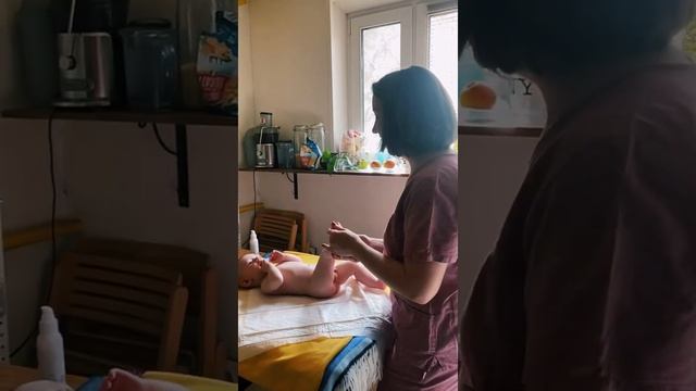 Сеанс детского массажа