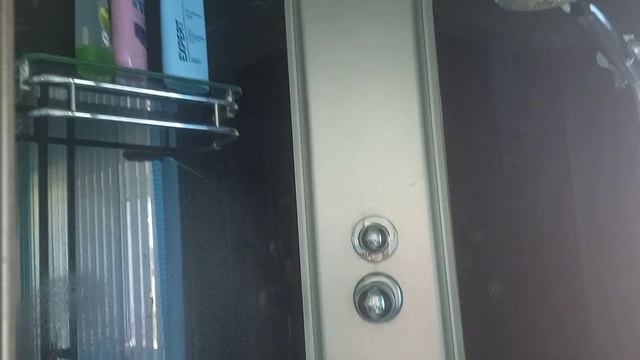 Спрей для очищения акрила,ванн и душевых кабин