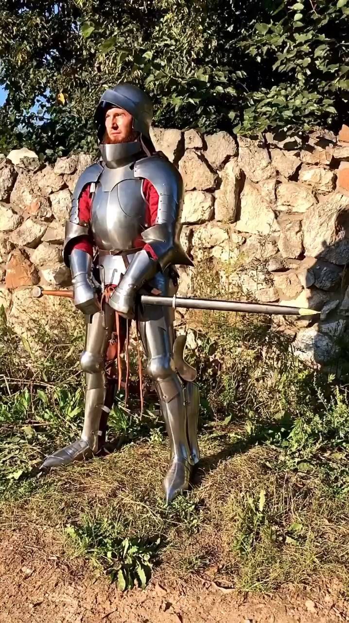 Обзор на комплект каминных лат в итальянском стиле на конец 15 века