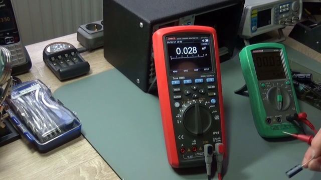 UNI-T  UT181A Data Loggin Multimeter