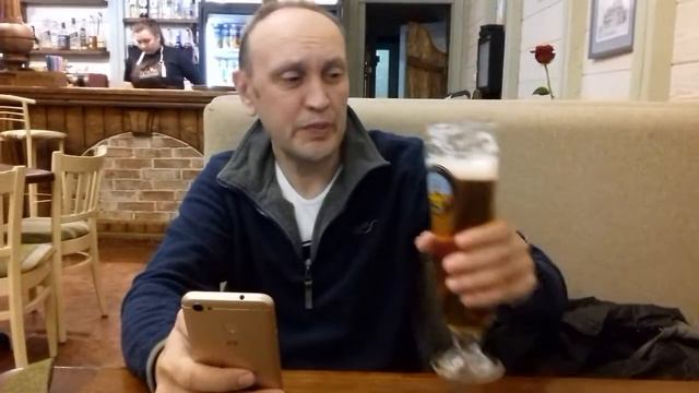 Интересный случай за стойкой бара.Ждали суп журек.