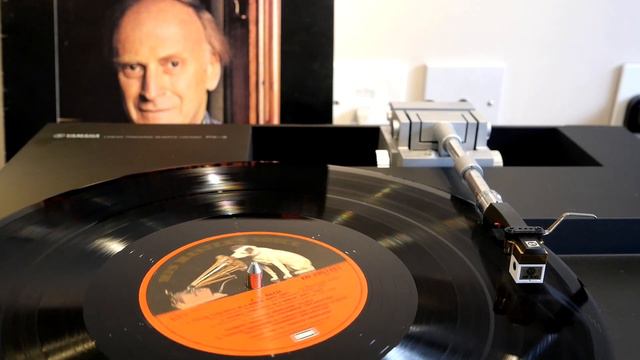 J.S.Bach - Violin Concerto in A minor (Menuhin) (vinyl: Nagaoka MP-300,  Graham Slee, Yamaha PX-3)