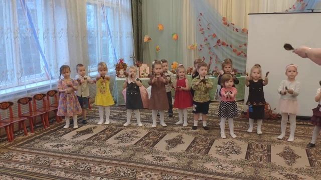 VID 20191030 163212 Осеннее развлечение