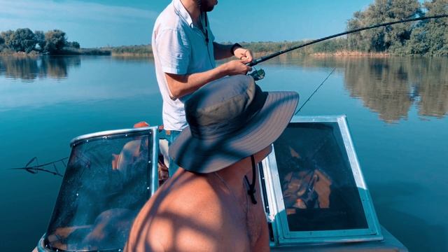 Два дня рыбалки на странную приманку.