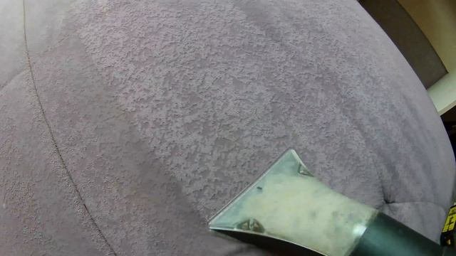 Химчистка розового дивана