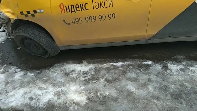 #таксимосква#яндекстакси  #работамосква  Приколы о такси. Альмеру в аренду