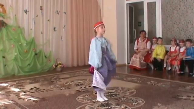 Ромашка в исполнении Маши МДОУ № 20 Веснушки.mp4