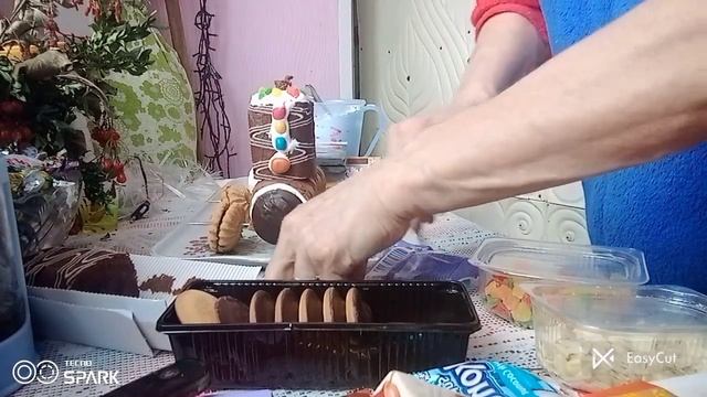 Праздничный паравоз + вагон и маленькая тележка радости- сладости ???☘️
