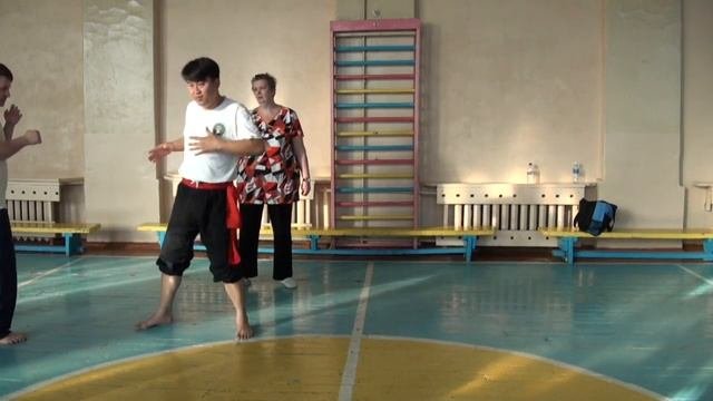 Hong-gia Vietnam. Fighting Class Spends Khai Tran. Angarsk 2012..wmv