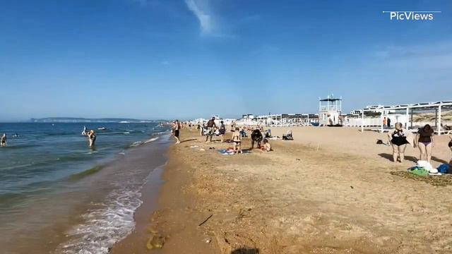 Погода в Анапе. Витязево сегодня 6 июня 2024. Пляж Нико. Обстановка на пляже плачевная. Море