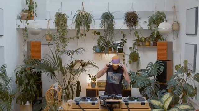 Tropical Cosmic Dance with Cedric Woo