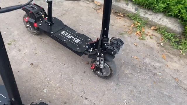 Різні версії Kugoo m5 plus