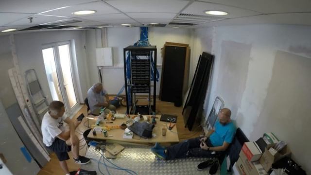 How I built my Server Room (3 Months in 10 minutes Time lapse)