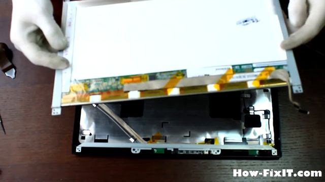Samsung R518 R520 R522 LCD removing, снятие замена матрицы ноутбука