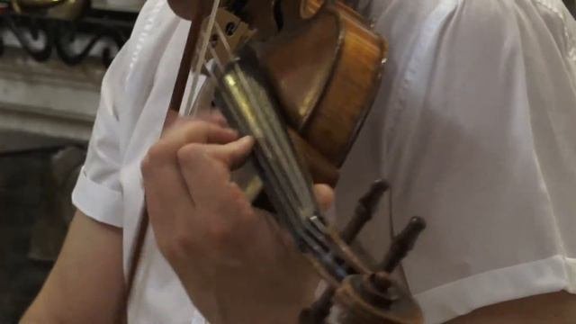 Niccolò Paganini - Caprice No.15 Anton Martynov