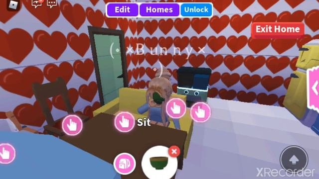 Что нужно делать если карантин ты дома/Roblox Adopt Me/