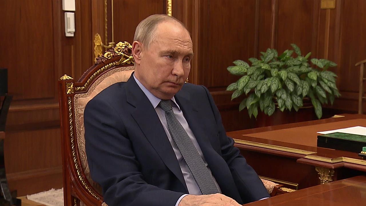 Результаты работы "Газпром нефти" Владимир Путин обсудил с главой компании