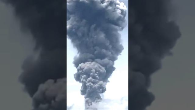 Извержение вулкана Марапи в Индонезии май 2024